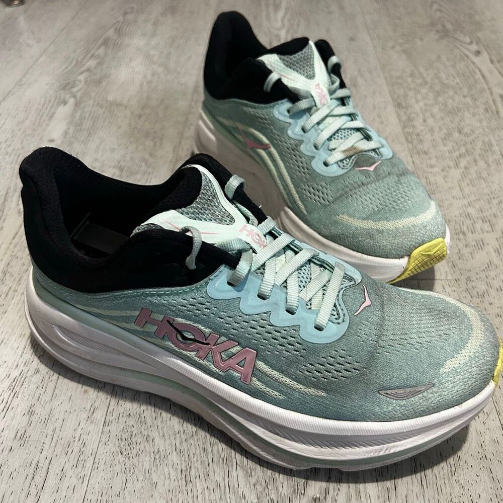 Hoka one one Bondi 9 Wide - Women’s Running Shoes - Size 9D
